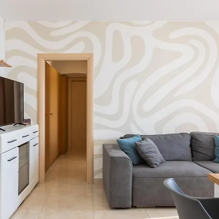 Sandra - Private Pool Villa