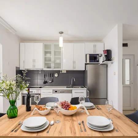 Sandra - Private Pool * Pisak