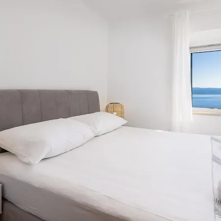 Sandra - Private Pool Villa