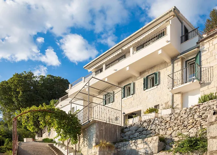 Vila Sandra - Private Pool Pisak