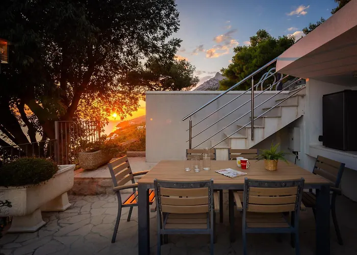 Sandra - Private Pool