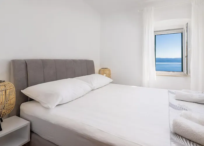 Sandra - Private Pool Vila