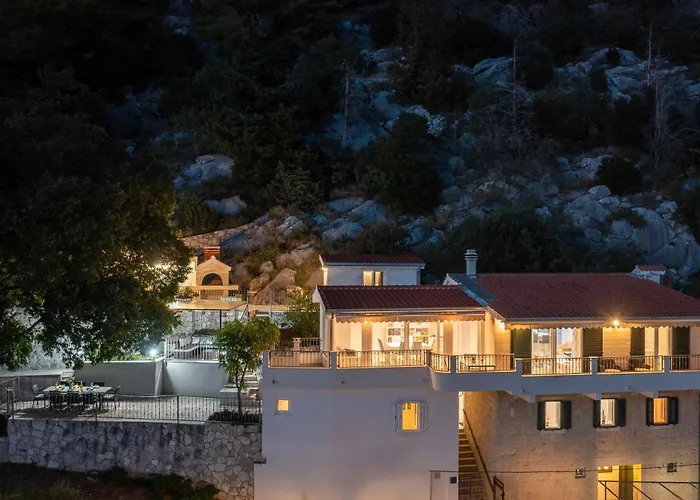 Sandra - Private Pool Vila